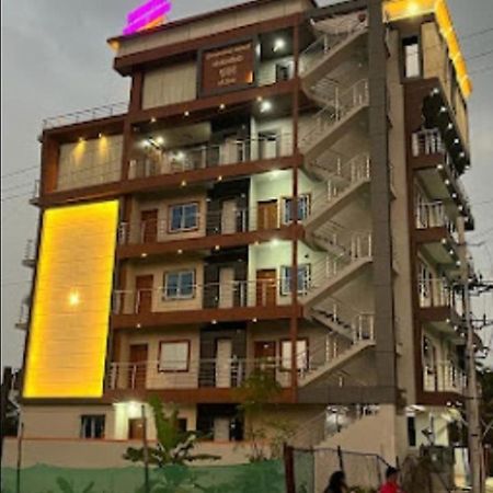 Dhruva Service Apartment Bidadi Bagian luar foto